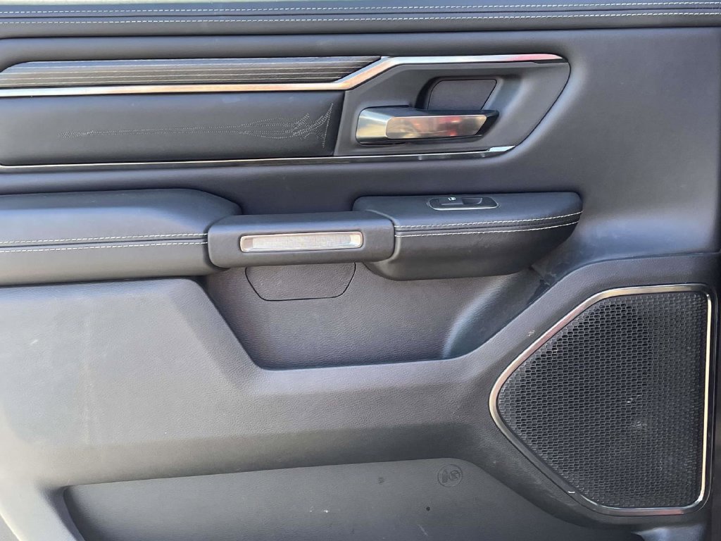 Used 2019 RAM 1500 Limited w/ Body Color Bumper Group AWD/4WD image 17