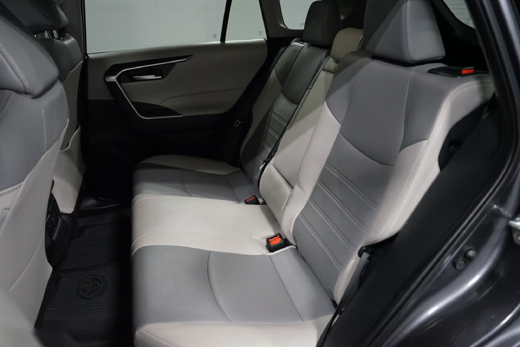 Certified 2024 Toyota RAV4 XLE Premium FWD image 29