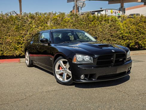 Used 2006 Dodge Charger SRT8 w/ SRT Option Group III image 3