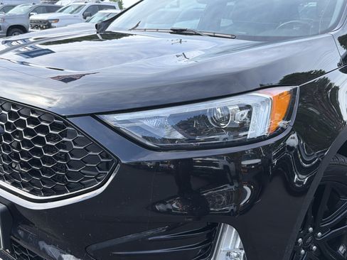 Used 2021 Ford Edge ST-Line FWD image 6