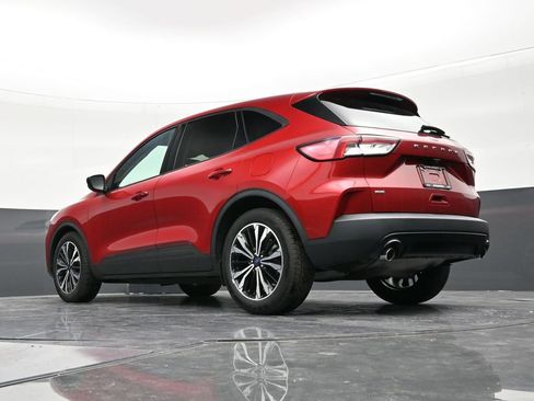Used 2021 Ford Escape SE w/ SE Sport Appearance Package FWD image 22