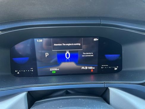 Used 2022 Volkswagen Taos SE image 19