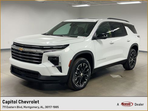 New 2026 Chevrolet Traverse LT w/ Sun and Wheel Package image 1