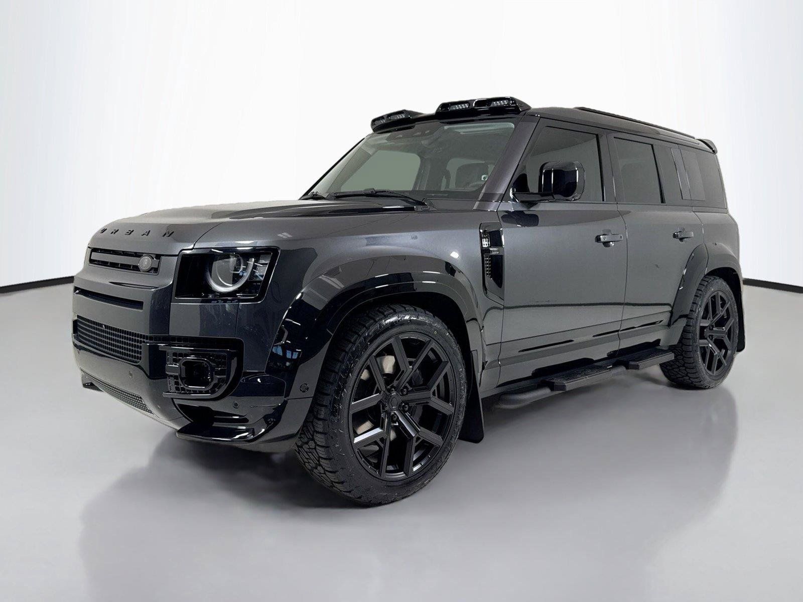 Used 2026 Land Rover Defender 110 X-Dynamic SE AWD/4WD image 10
