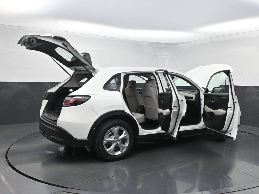 Used 2024 Honda HR-V LX image 35