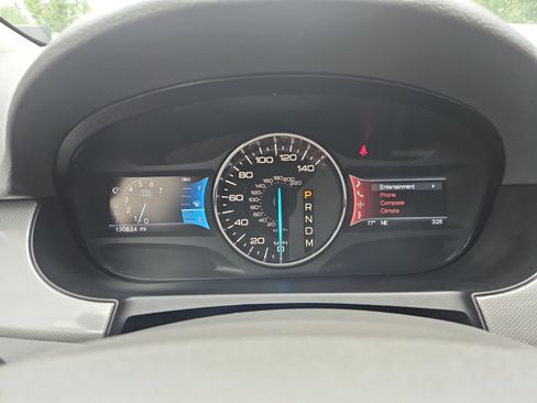 Used 2012 Ford Edge SEL AWD/4WD image 16