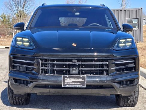 Certified 2025 Porsche Cayenne image 10