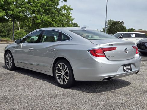 Used 2017 Buick LaCrosse Essence w/ Sun and Shade Package FWD image 9