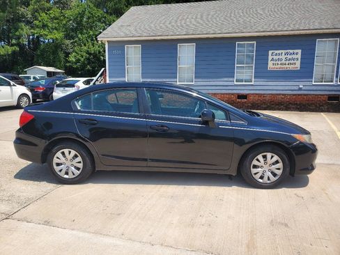 Used 2012 Honda Civic LX image 4