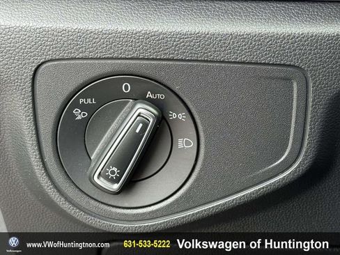 Certified 2021 Volkswagen Atlas SE w/ Panoramic Sunroof Package image 18