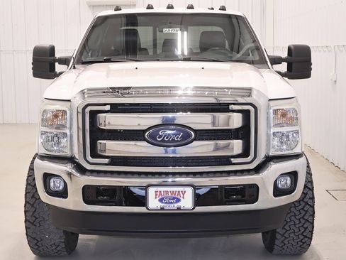 Used 2016 Ford F250 Lariat w/ Lariat Ultimate Package image 4