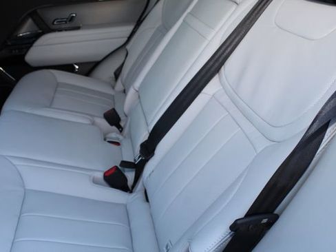 New 2026 Land Rover Range Rover Sport SE image 4