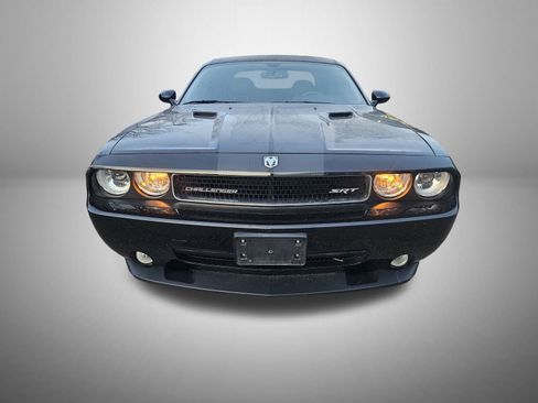Used 2009 Dodge Challenger SRT8 w/ SRT Option Group II image 2