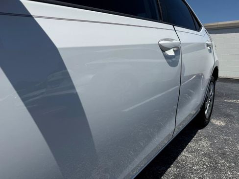 Used 2019 Toyota Corolla LE FWD image 6