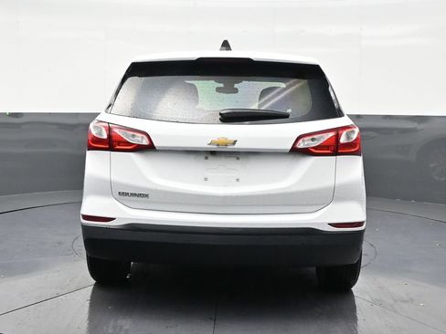 Used 2020 Chevrolet Equinox LS FWD image 4
