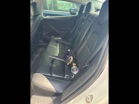 Used 2021 Tesla Model 3 Standard Range Plus RWD image 7