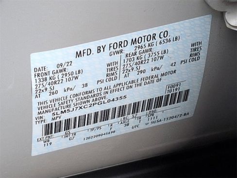 Used 2023 Lincoln Aviator Reserve w/ Equipment Group 201A image 36