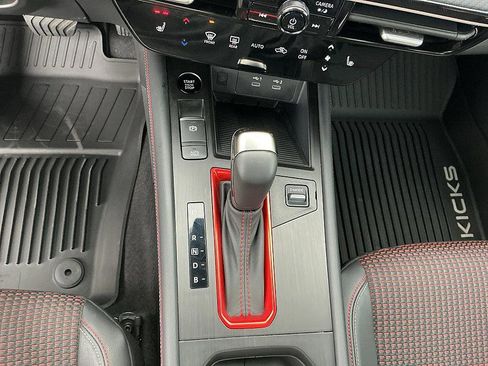 Certified 2025 Nissan Kicks SR w/ SR Premium Package image 20