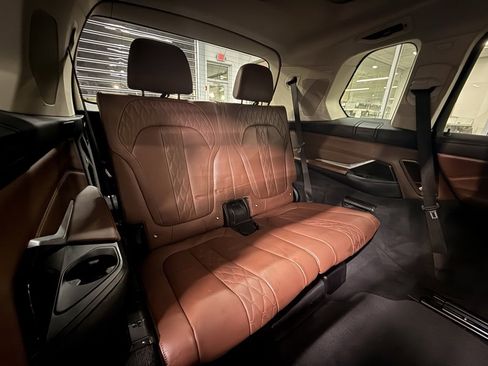 Used 2020 BMW X7 xDrive40i w/ Executive Package image 20