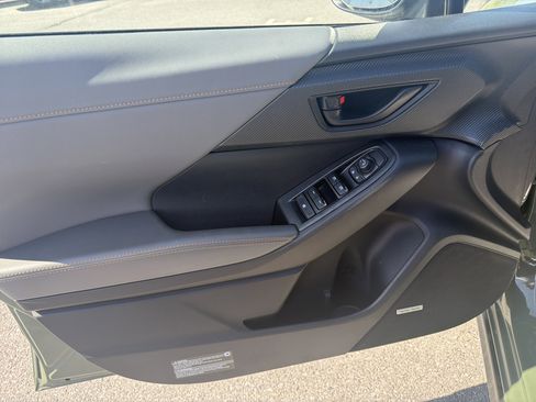 Used 2025 Subaru Crosstrek 2.5i Wilderness AWD/4WD image 15