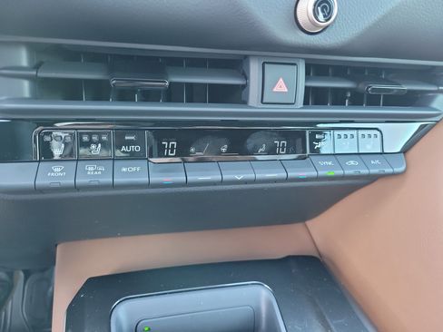 New 2026 Toyota Crown Signia w/ Advanced Technology Package AWD/4WD image 17