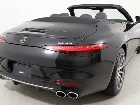Used 2023 Mercedes-Benz SL 43 AMG image 25