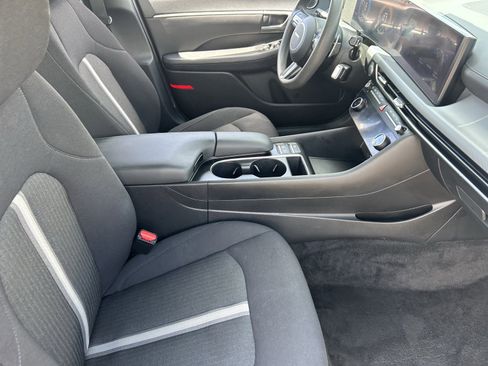 Used 2024 Hyundai Sonata SEL FWD image 11