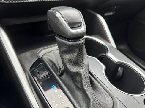 Used 2022 Toyota Highlander LE image 21