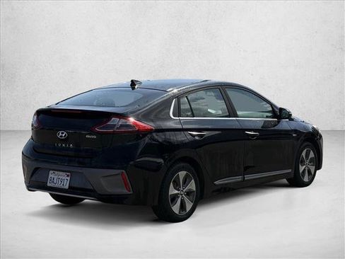 Used 2017 Hyundai Ioniq Limited image 5
