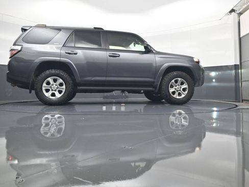 Used 2022 Toyota 4Runner SR5 image 27