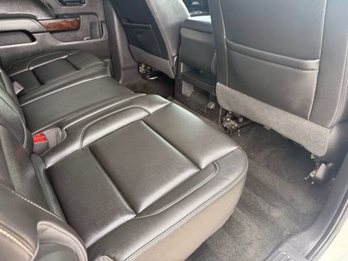 Used 2018 GMC Sierra 1500 SLT AWD/4WD image 23