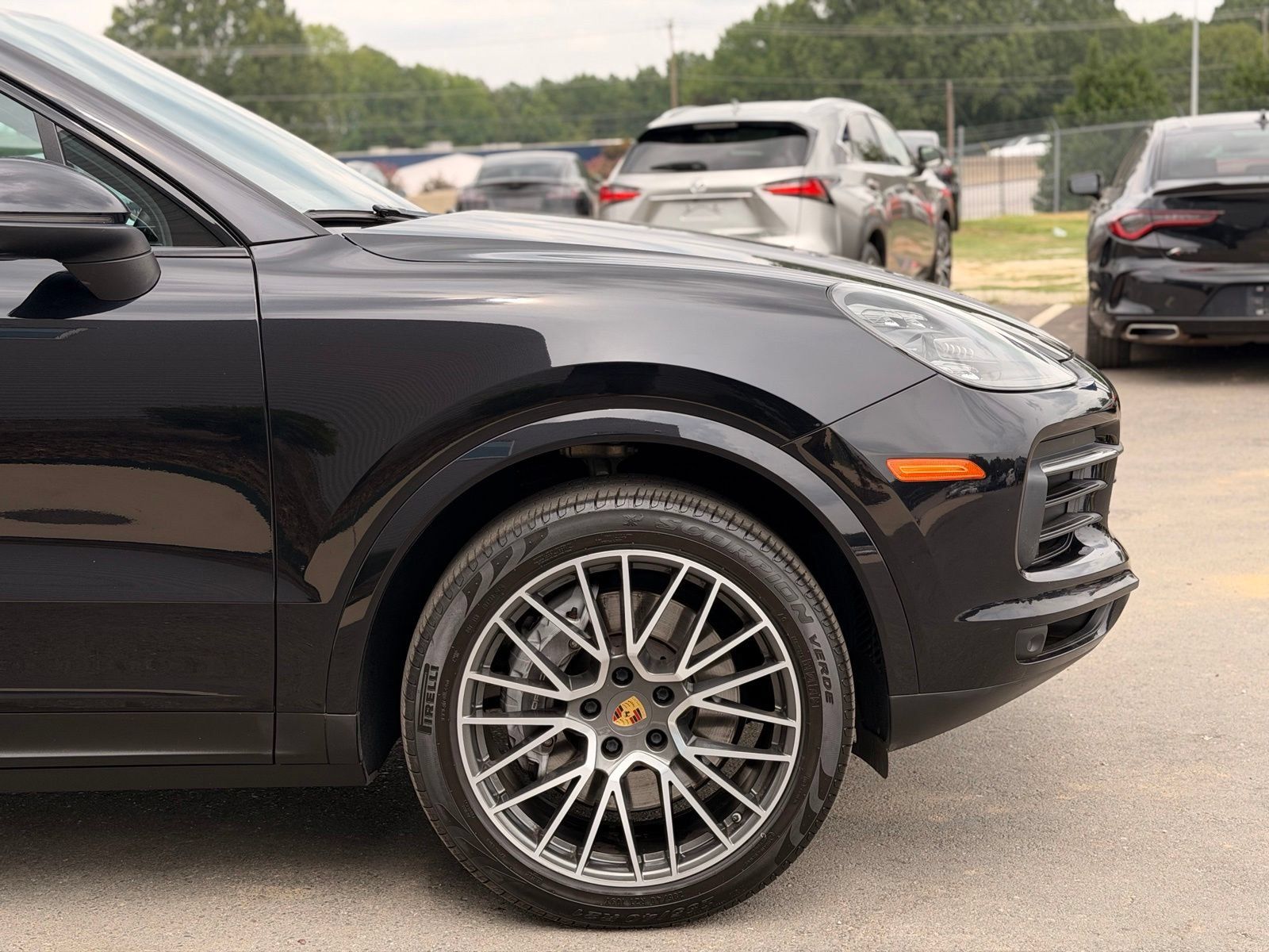 Used 2021 Porsche Cayenne Coupe AWD/4WD image 11