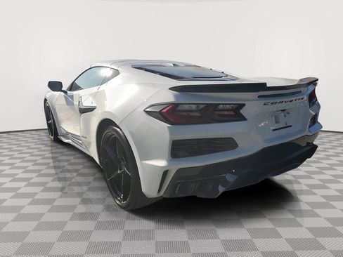 New 2026 Chevrolet Corvette E-Ray image 4