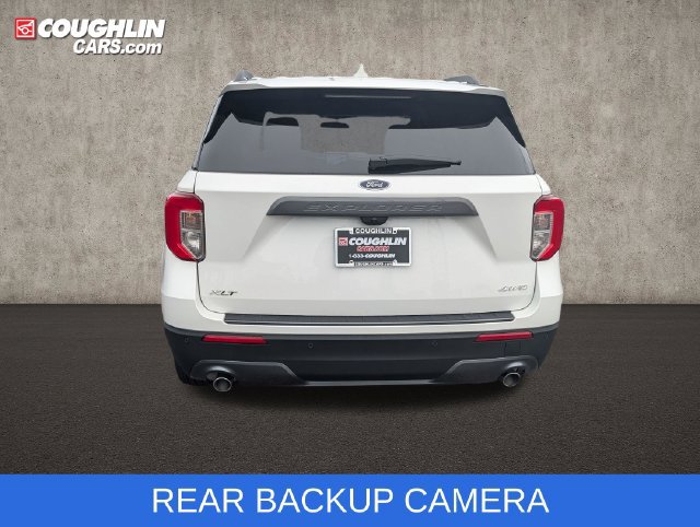 Used 2024 Ford Explorer XLT w/ Equipment Group 202A AWD/4WD image 7