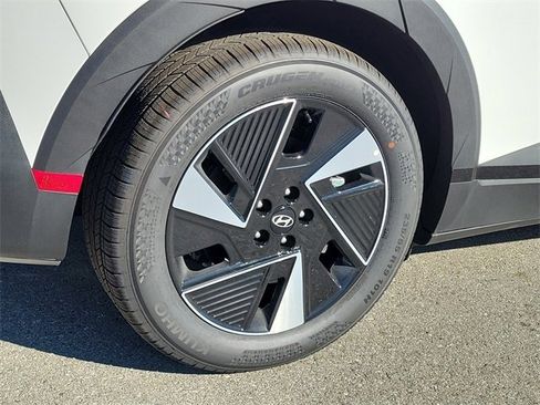 New 2026 Hyundai Ioniq 5 SE image 24