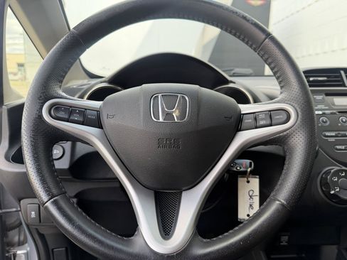 Used 2013 Honda Fit Sport image 11