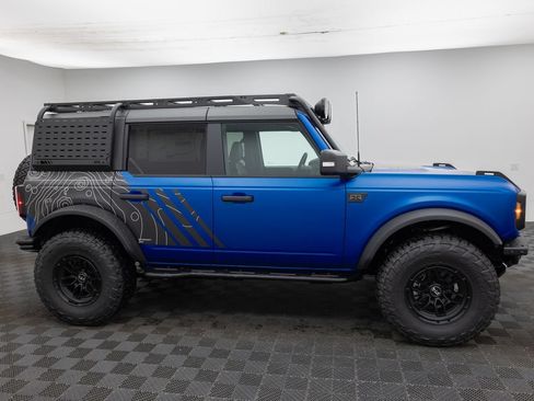 New 2025 Ford Bronco Badlands AWD/4WD image 11