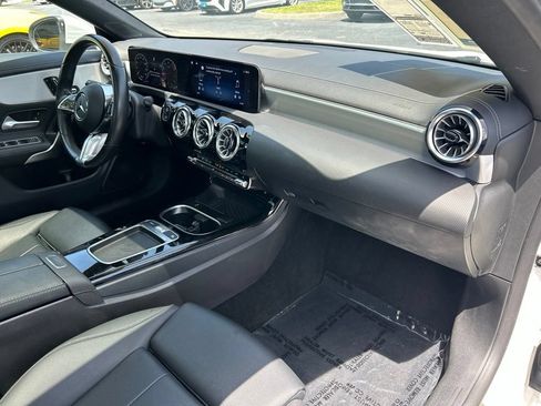 Used 2025 Mercedes-Benz CLA 250 image 44