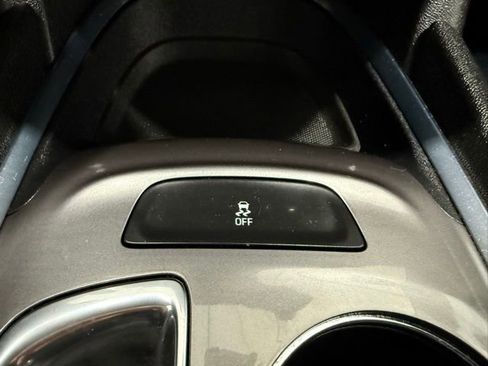 Used 2023 Chevrolet Malibu LT image 35