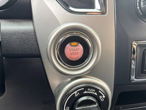 Used 2021 Nissan Titan SV w/ Accessory Utility Package image 28