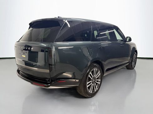 Used 2025 Land Rover Range Rover Long Wheelbase SE AWD/4WD image 9