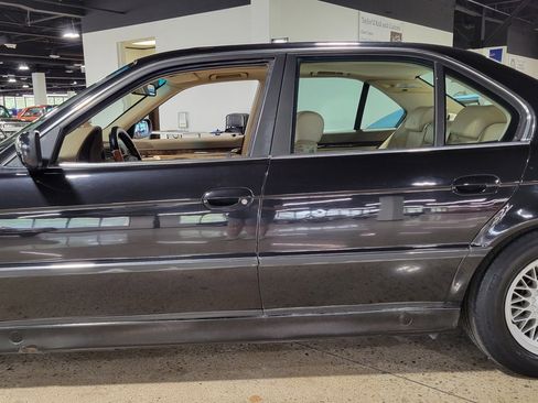 Used 1997 BMW 740i RWD image 27
