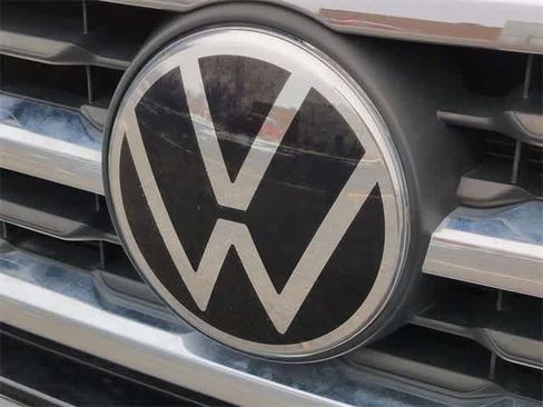 Used 2022 Volkswagen Atlas SE w/ Panoramic Sunroof Package image 11