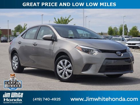 Used 2016 Toyota Corolla LE FWD image 1