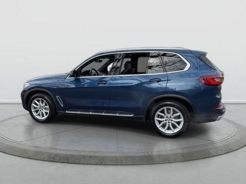 Used 2023 BMW X5 xDrive40i w/ Executive Package AWD/4WD image 4