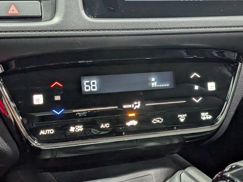 Used 2022 Honda HR-V EX-L image 18