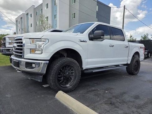 Used 2017 Ford F150 XLT w/ Equipment Group 302A Luxury image 3