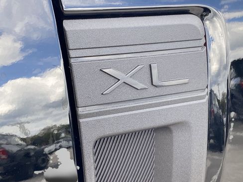 New 2026 Ford Maverick XL FWD image 10