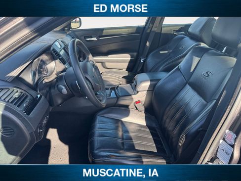 Used 2023 Chrysler 300 S image 9