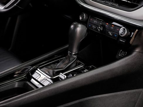 Used 2022 Jeep Compass Limited image 32